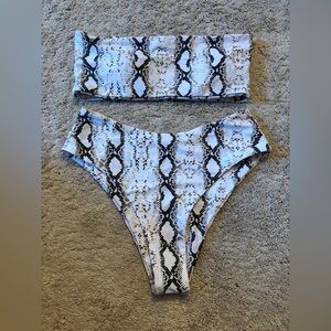 Zaful Snake Print Bikini - Black and White